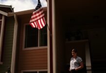 Programa de Respuesta Rápida (RRP) para Oportunidades de Autosuficiencia para Residentes (ROSS) del Departamento de Vivienda y Desarrollo Urbano de EE. UU. (HUD)